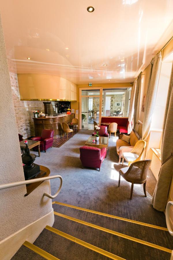 Hotel Montespan Bourbon-lʼArchambault Kültér fotó