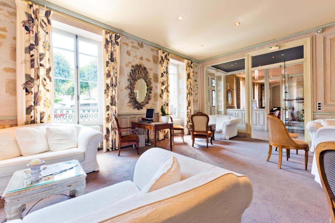 Hotel Montespan Bourbon-lʼArchambault Kültér fotó